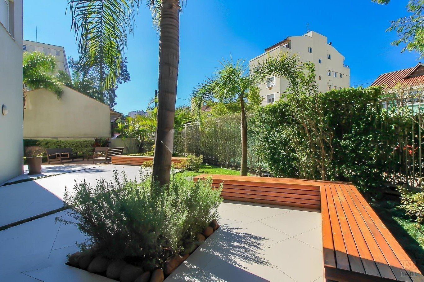 Apartamento à venda com 2 quartos, 64m² - Foto 45