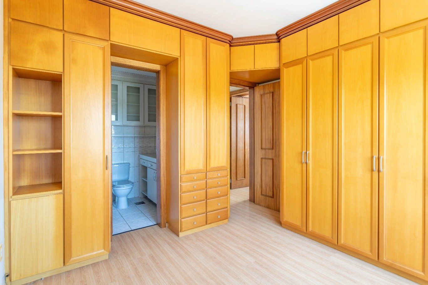 Apartamento à venda com 3 quartos, 85m² - Foto 16