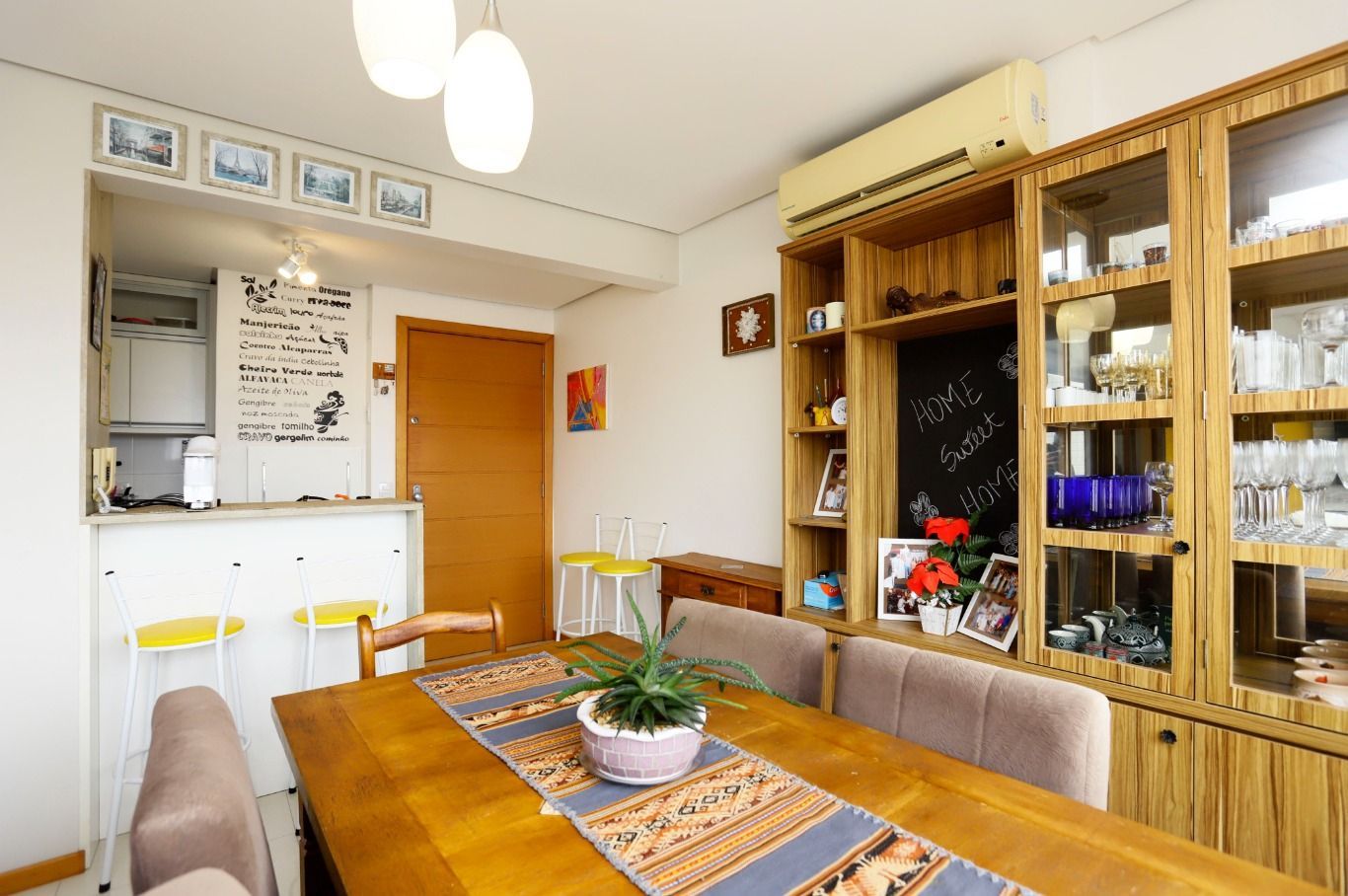 Apartamento à venda com 2 quartos, 64m² - Foto 7