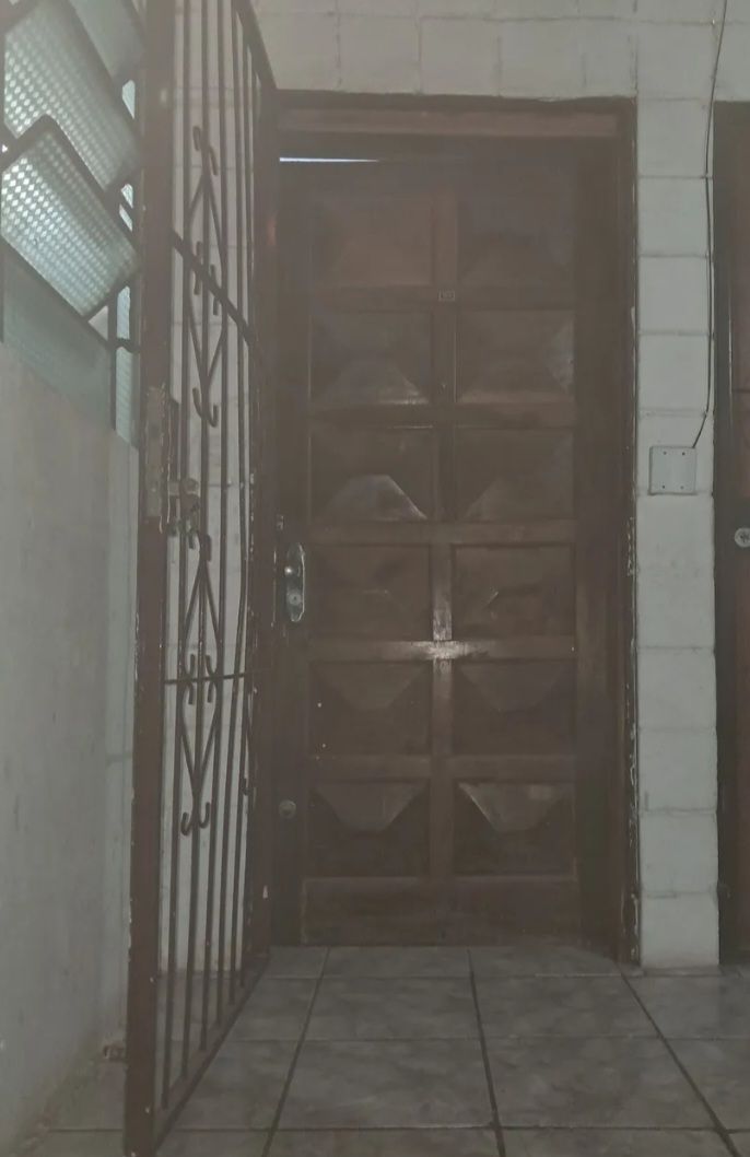 Apartamento Reformado no Rubem Berta | 2 Quartos, Vaga e Escriturado