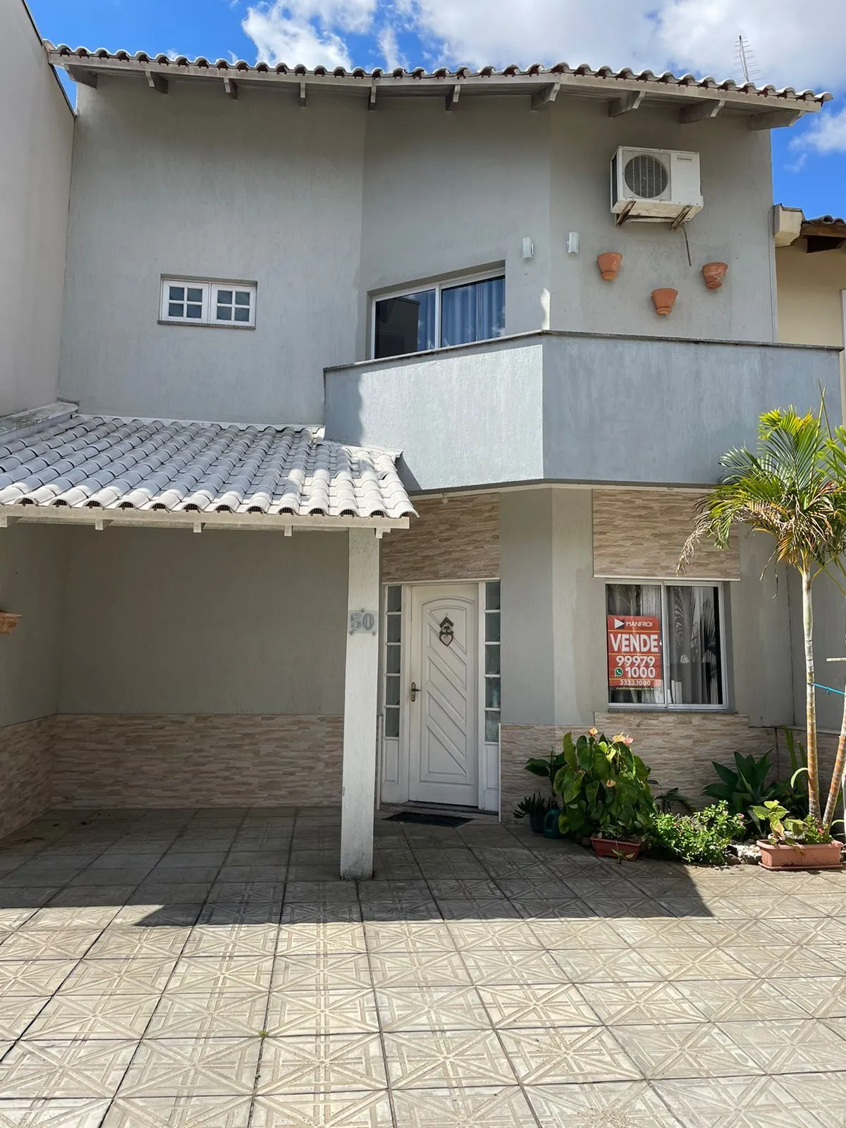 Casa 3 Quartos, com piscina e 2 vagas no Passo das Pedras