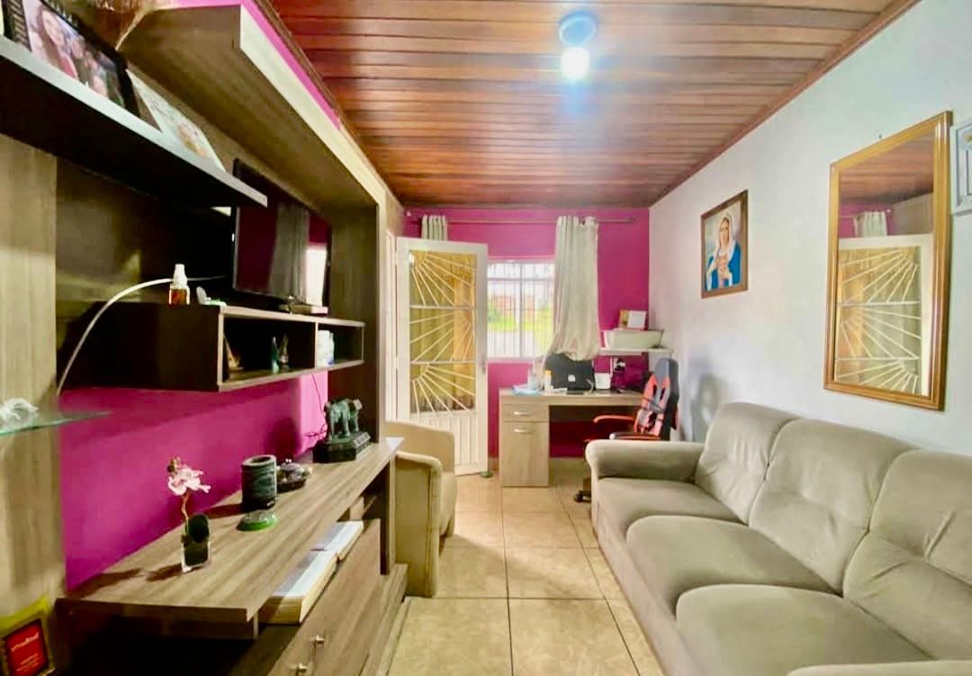 Casa com pátio 144m2 2 quartos com vaga Bairro Passo das Pedras Porto Alegre