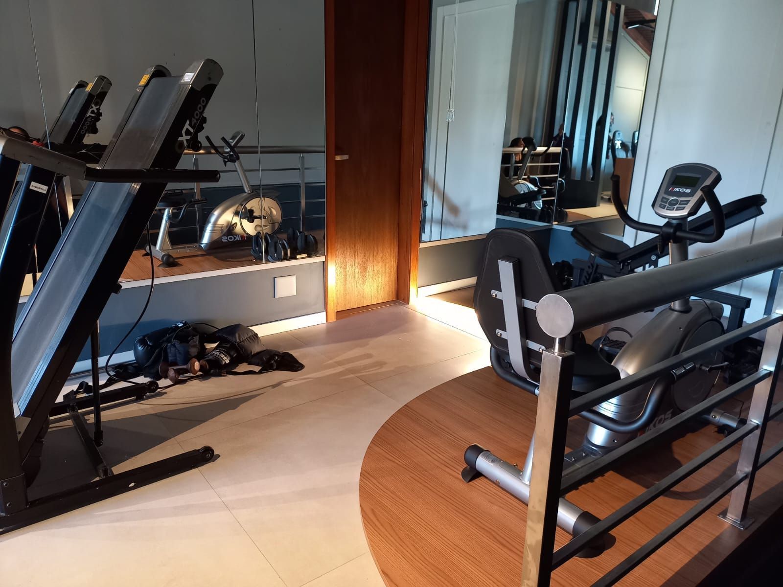 Casa à venda com 4 quartos, 362m² - Foto 50