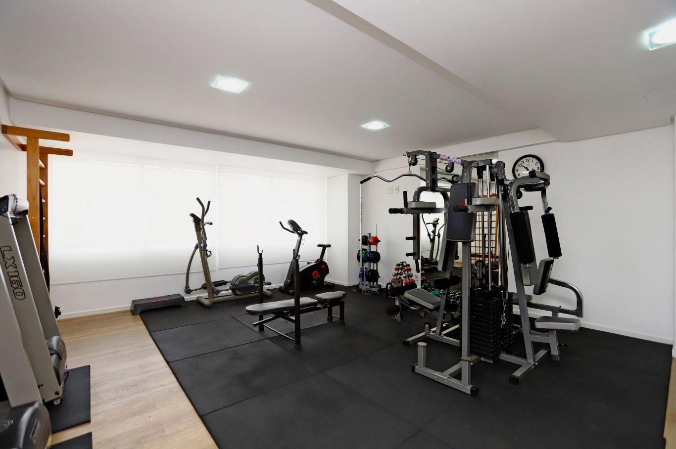 Apartamento à venda com 2 quartos, 64m² - Foto 35