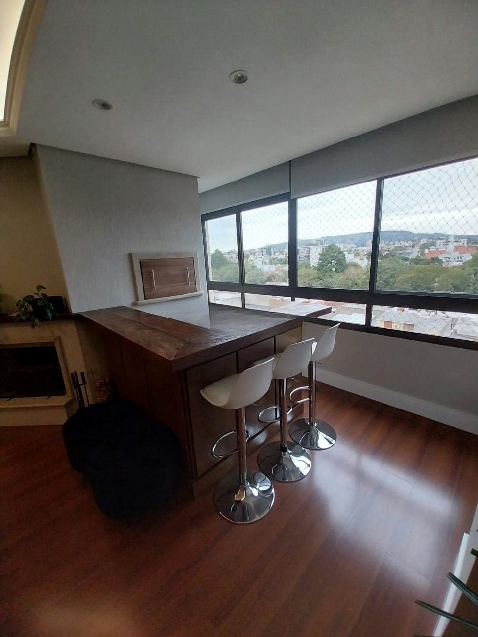 Apartamento com 3 quartos, vaga, elevador e piscina no bairro Jardim Itu
