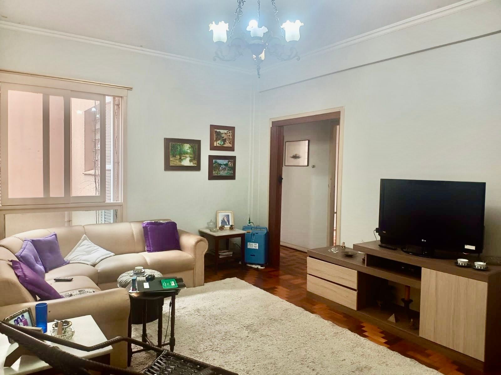 Apartamento 3 quartos com elevador no centro de Porto Alegre para Comprar