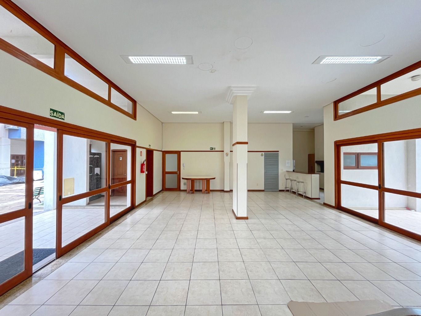 Apartamento à venda com 3 quartos, 85m² - Foto 33