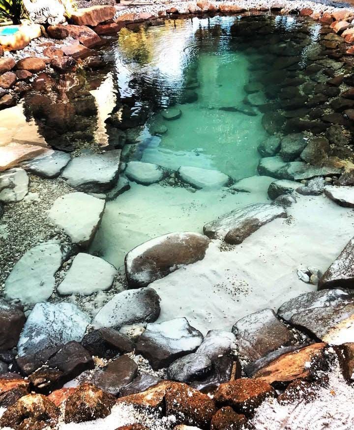 Casa de Esquina com 5 dormitórios com lago ornamental em Taquara