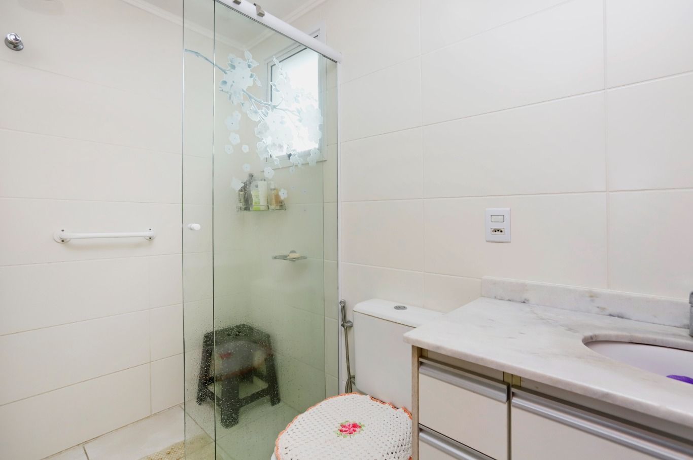Apartamento à venda com 2 quartos, 64m² - Foto 16