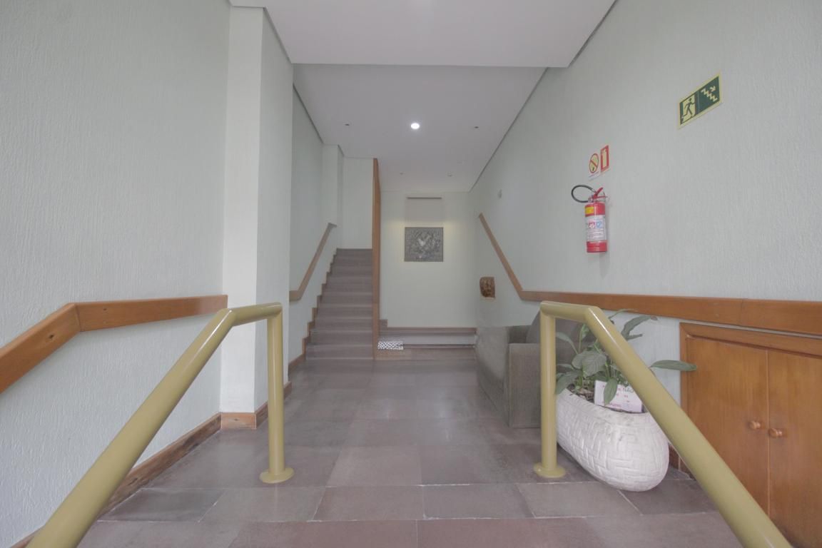 Apartamento à venda com 2 quartos, 69m² - Foto 17