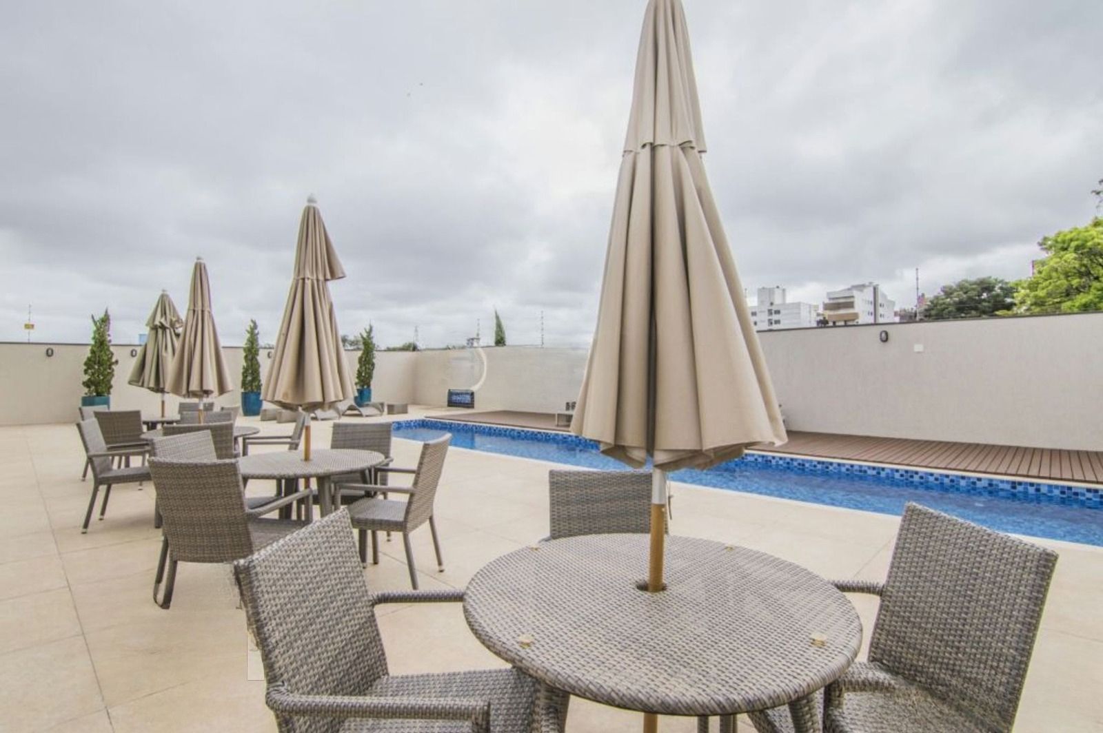 Apartamento de 3 quartos, 2 vagas de garagem em canoas.