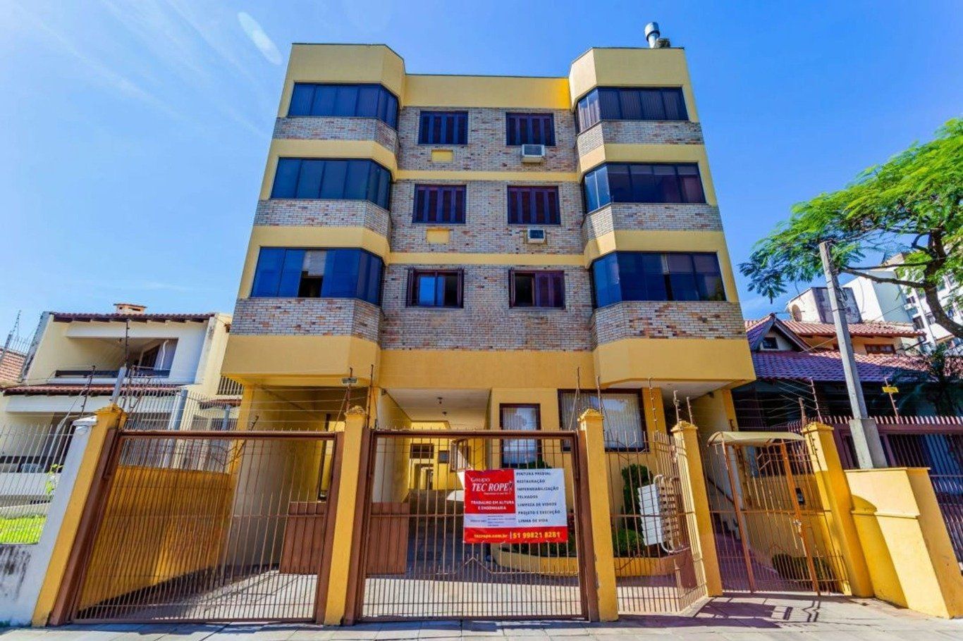 Apartamento à venda com 77m², 2 quartos, 2 vagas no bairro Cristo Redentor em Porto Alegre