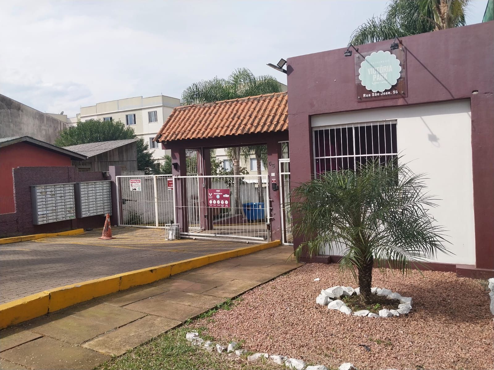 Apartamento à venda com 2 quartos, 51m² - Foto 2