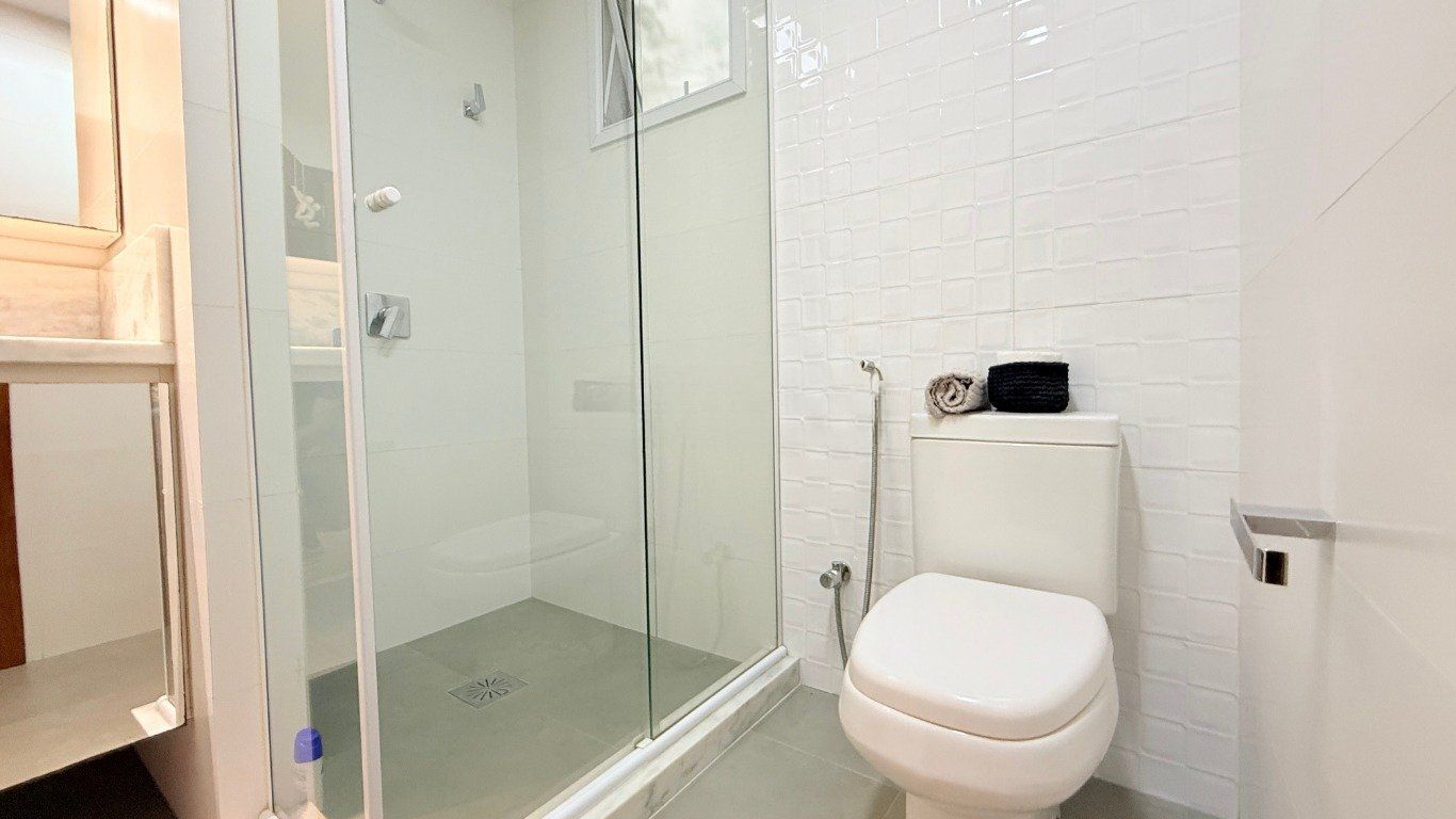 Apartamento à venda com 2 quartos, 75m² - Foto 9