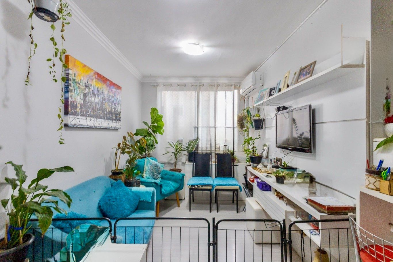 Apartamento 2 dormitórios com suíte no Jardim Planalto Porto Alegre