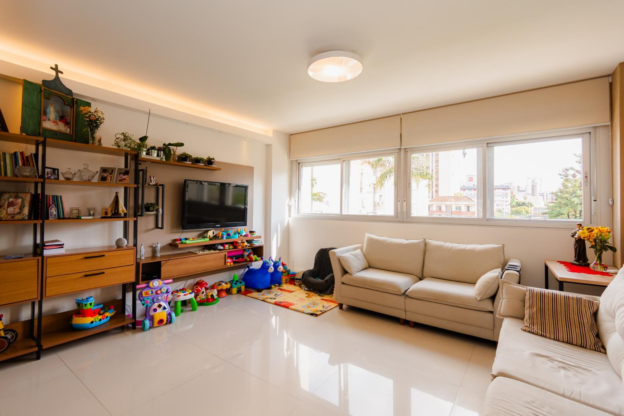 Apartamento 2 quartos, elevador e 1 vaga de garagem no Bairro Auxiliadora Poa. — foto 3
