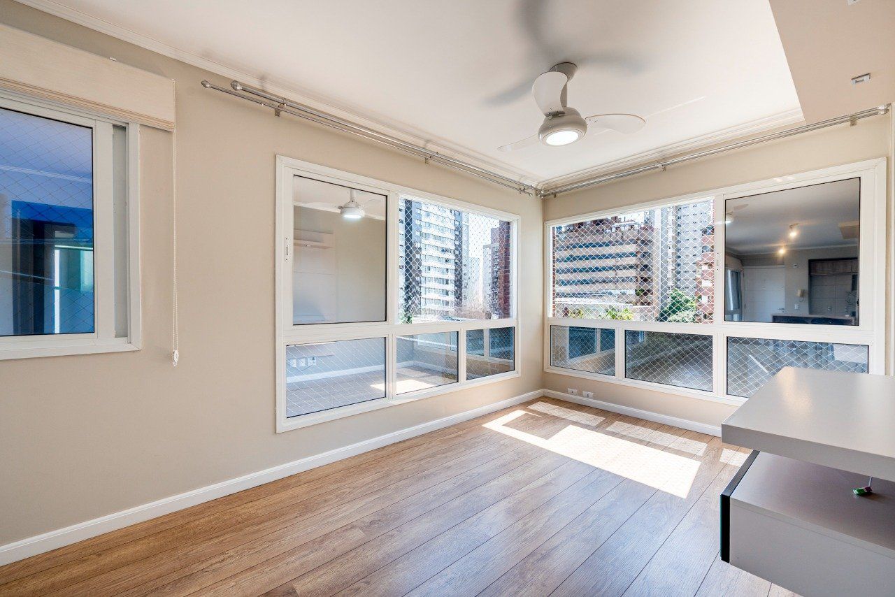 Apartamento de 2 dormitórios suíte, vaga dupla, elevador no bairro Rio Branco