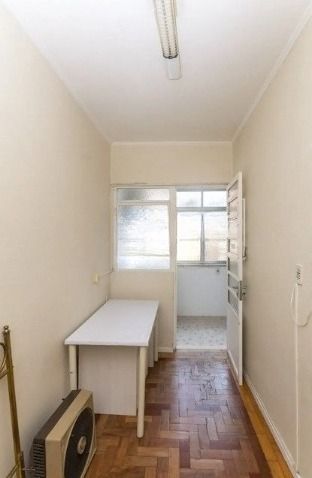 Apartamento à venda com 2 quartos, 75m² - Foto 11