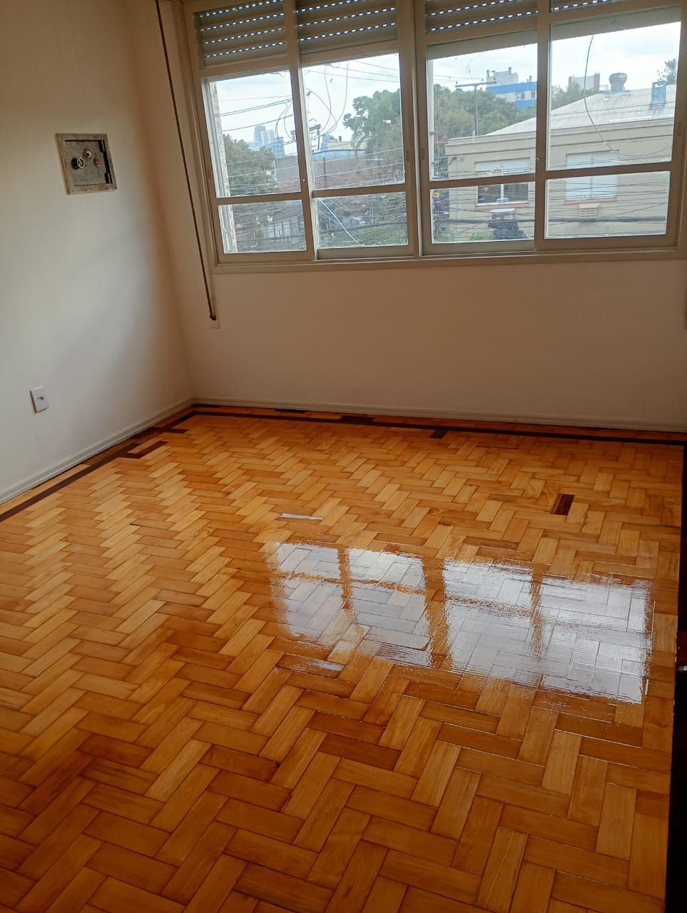 Apartamento com 108 metros privativos com 2 dormitórios na Rua Santa Cecilia.