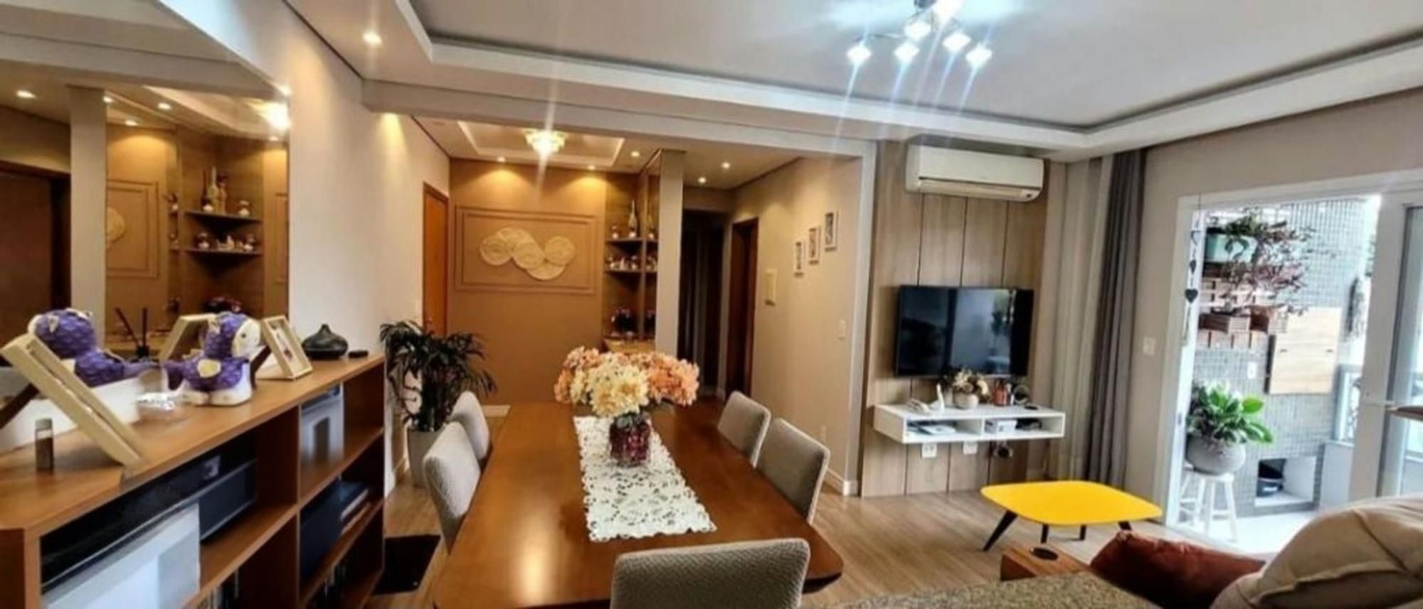 Apartamento de 2 dormitórios e 1 vaga de garagem no centro de Gravataí.