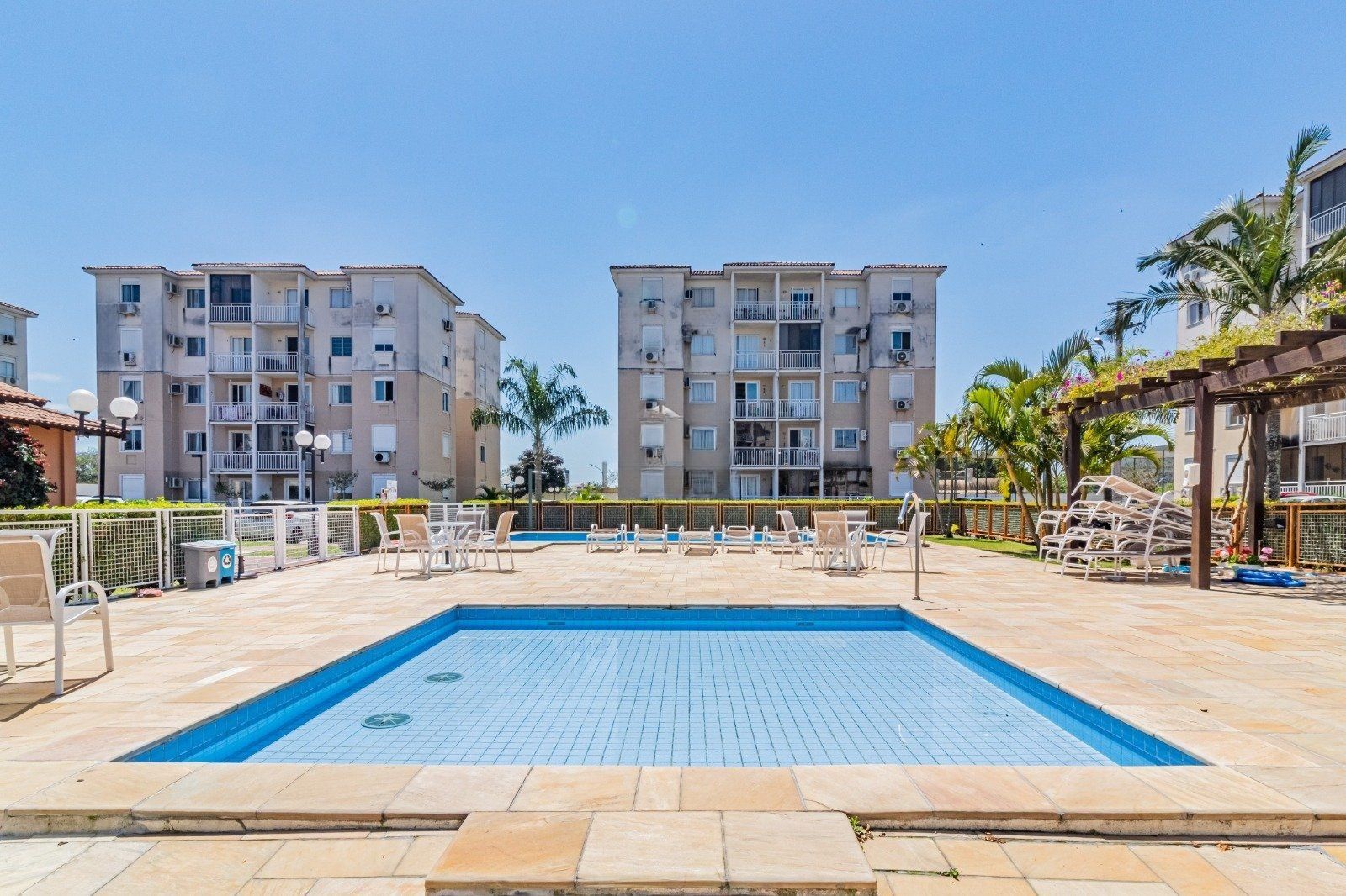 Apartamento à venda com 2 quartos, 54m² - Foto 2