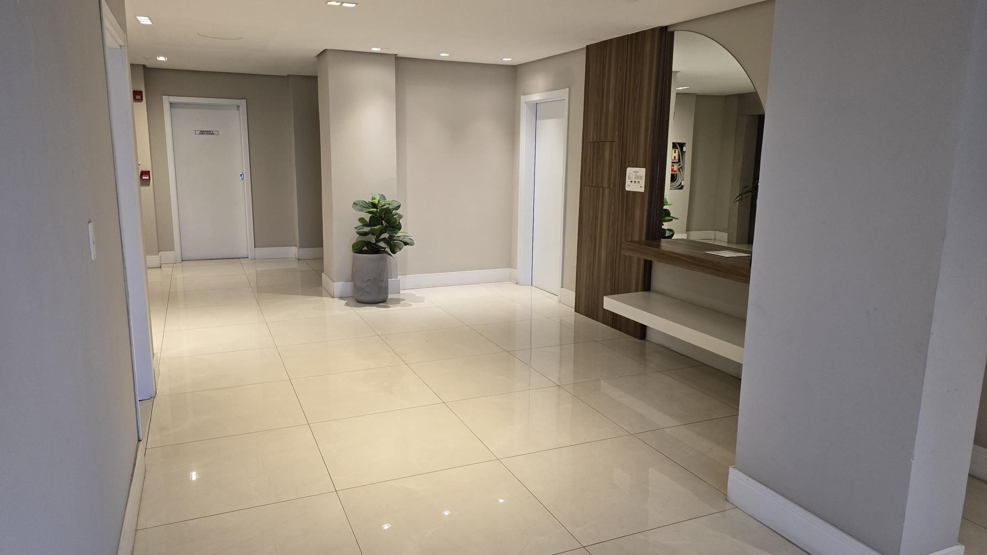 Apartamento à venda com 2 quartos, 69m² - Foto 25