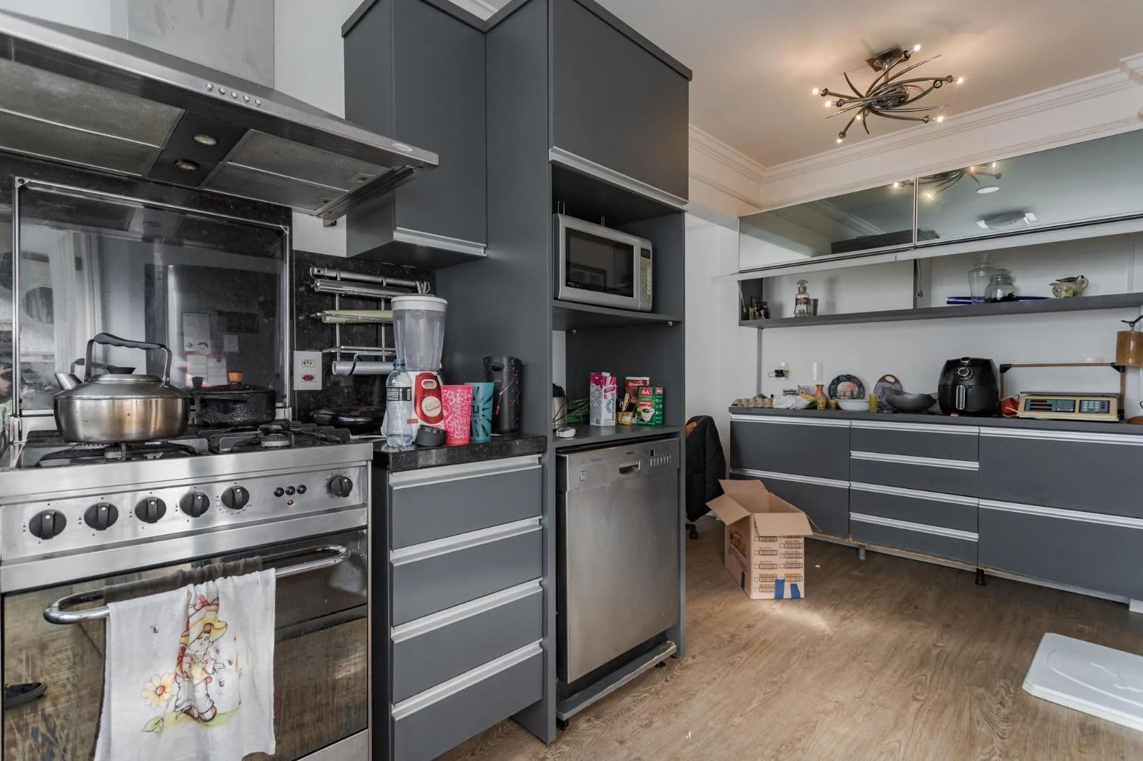 Apartamento 3 Quartos, 2 Suítes, com Elevador e Reformado no Santana — foto 2