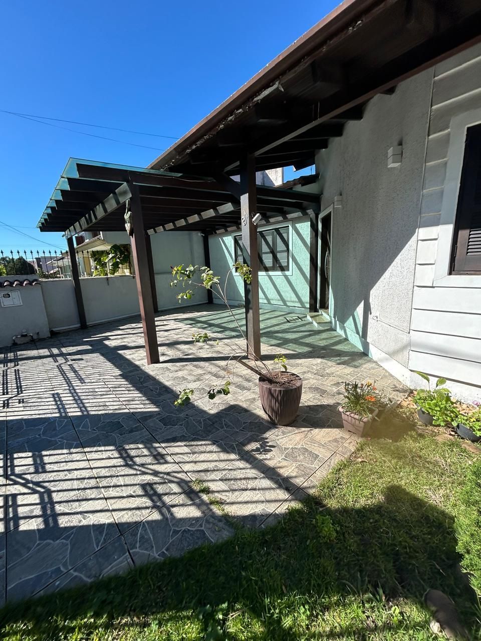 Casa de 3 quartos  de 120 metros quadrados no parque da matriz cachoeirinha.