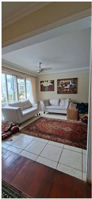 Apartamento de 3 quartos, elevador no bairro Moinhos de Vento Porto Alegre.