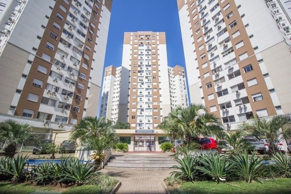 Apartamento, 3 dormitórios no bairro Vila Ipiranga em Porto Alegre para Comprar