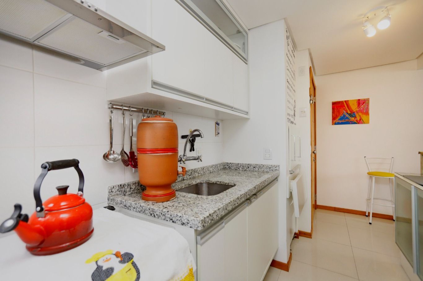 Apartamento à venda com 2 quartos, 64m² - Foto 9