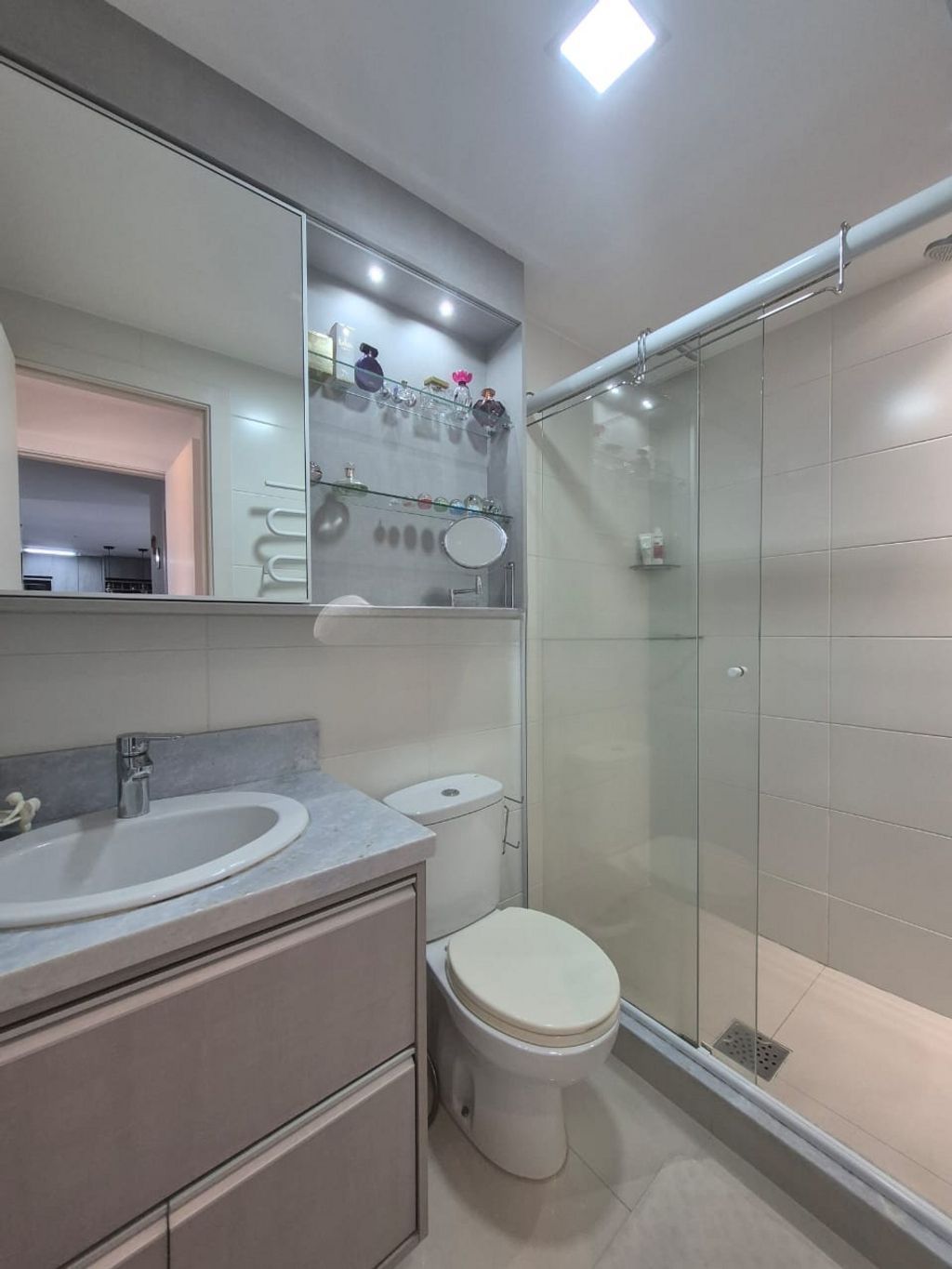 Apartamento à venda com 2 quartos, 64m² - Foto 14