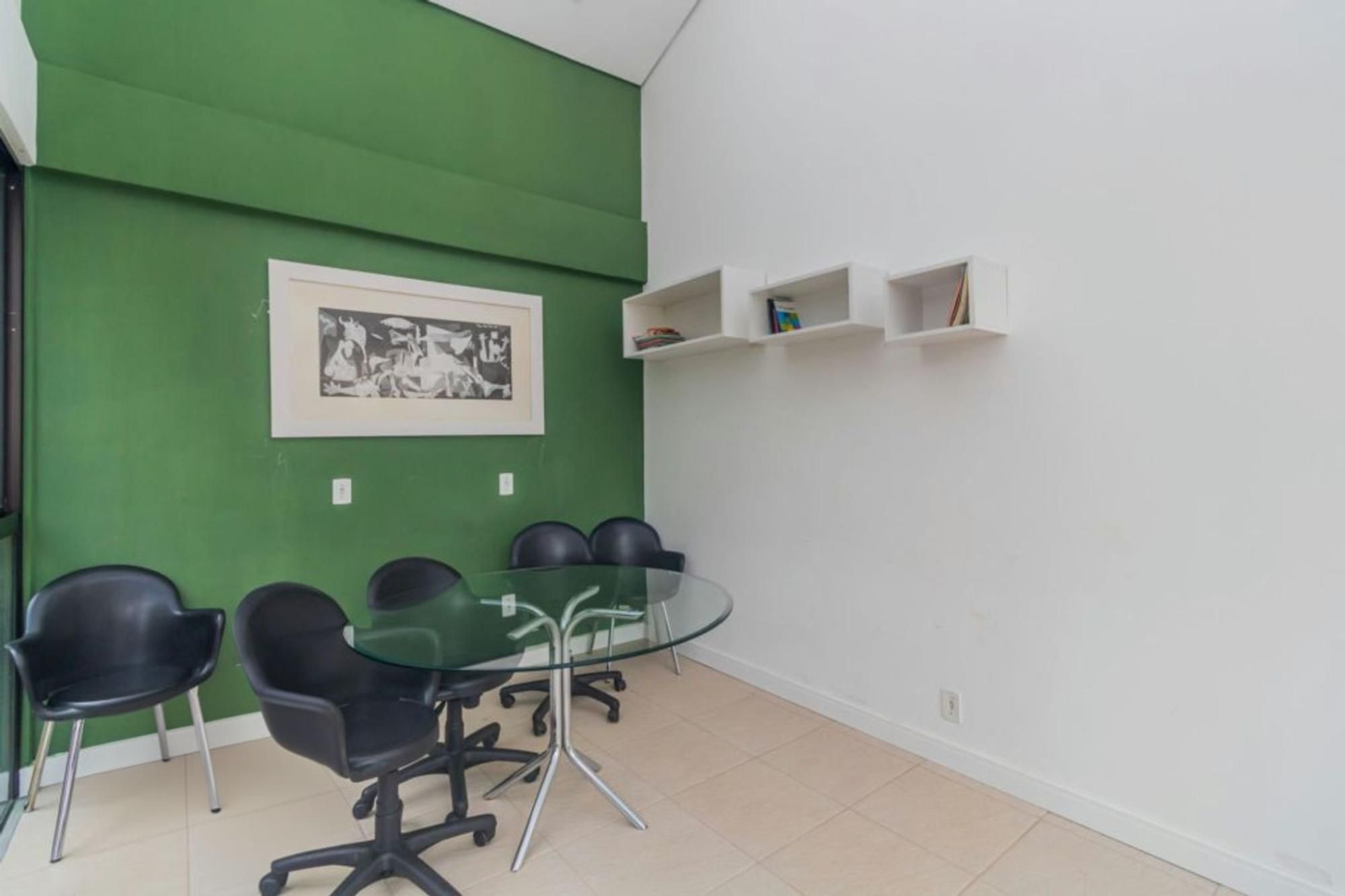 Apartamento à venda com 2 quartos, 18m² - Foto 35