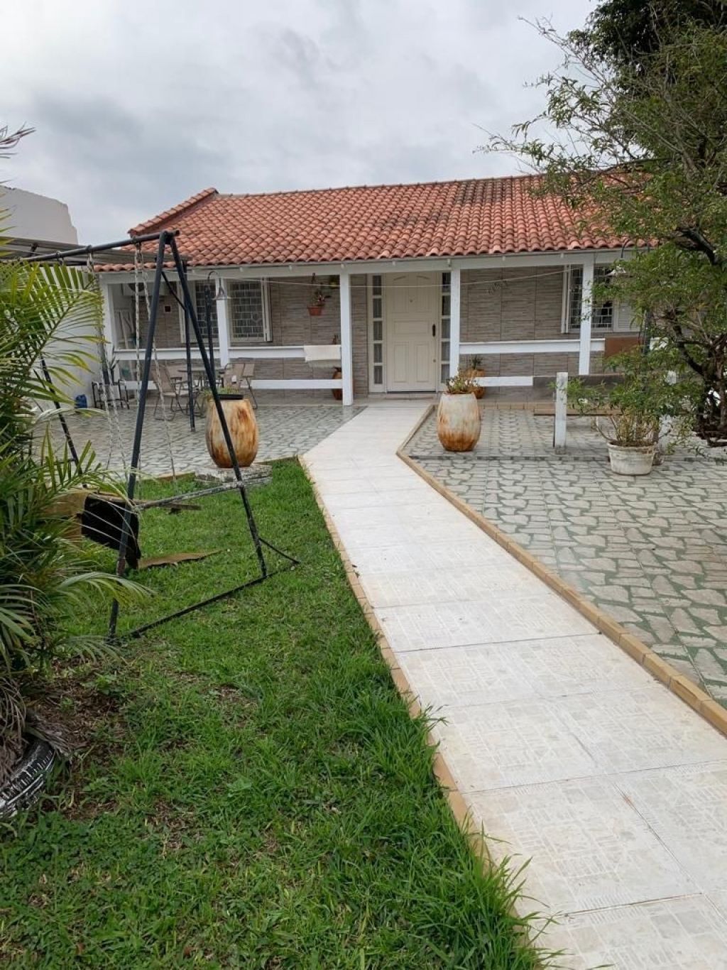 Casa de 3 dormitórios no bairro Sarandi