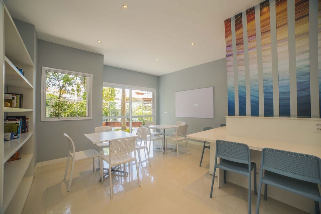 Apartamento à venda com 2 quartos, 64m² - Foto 41