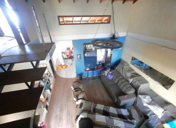 Casa de 4 quartos,suíte,churrasqueira no bairro Nonoai