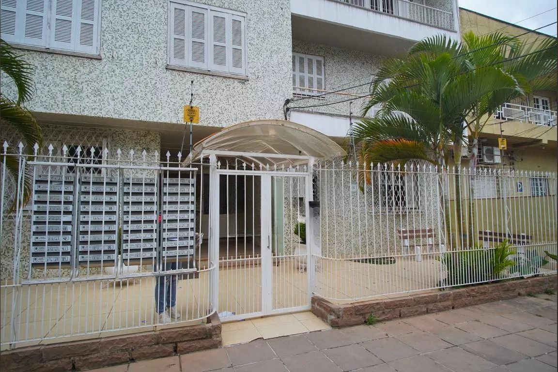 Apartamento à venda com 57m², 2 quartos no bairro Floresta em Porto Alegre