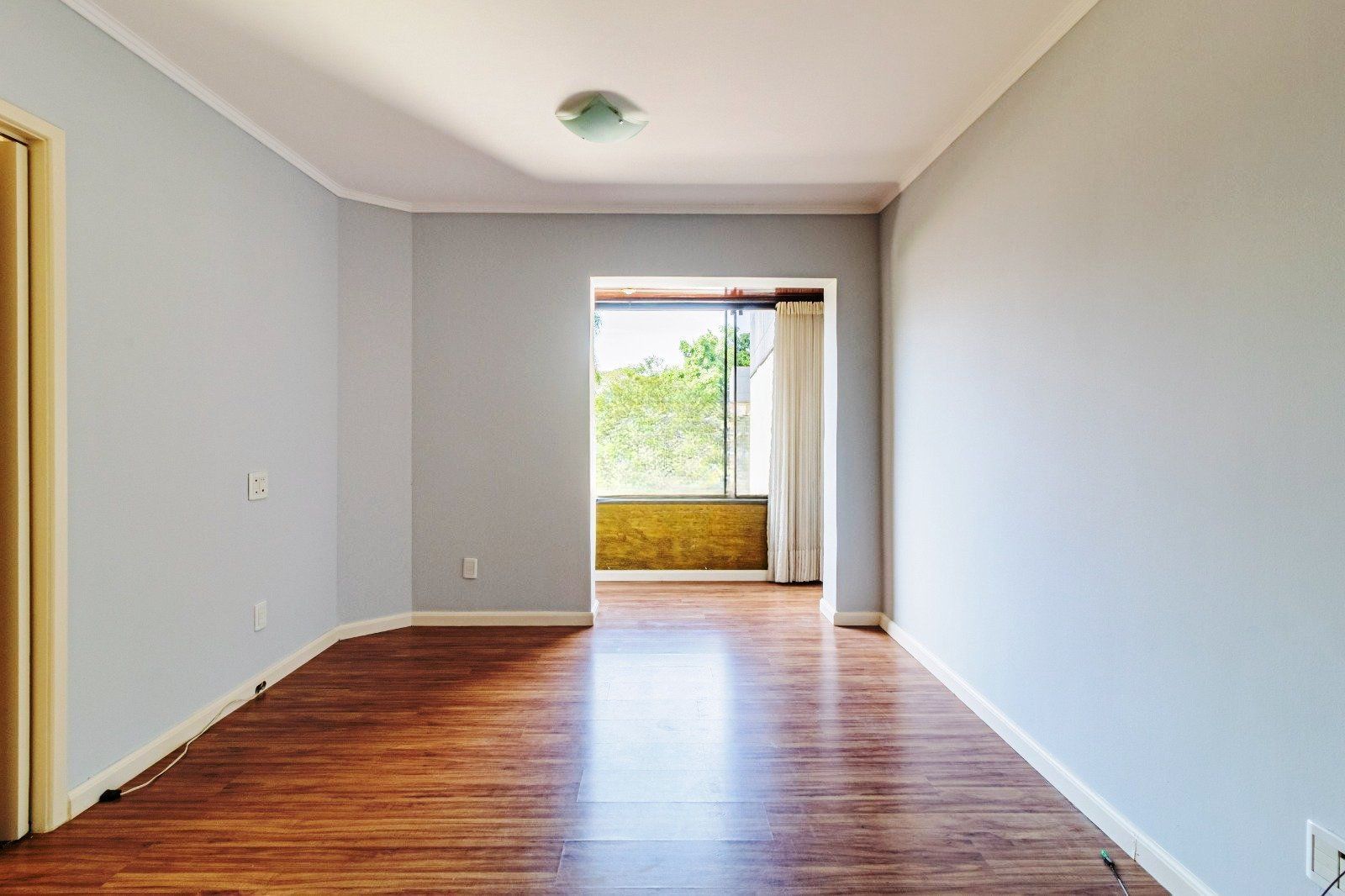 Apartamento com 1 quarto e 1 vaga coberta no bairro Petrópolis — foto 2