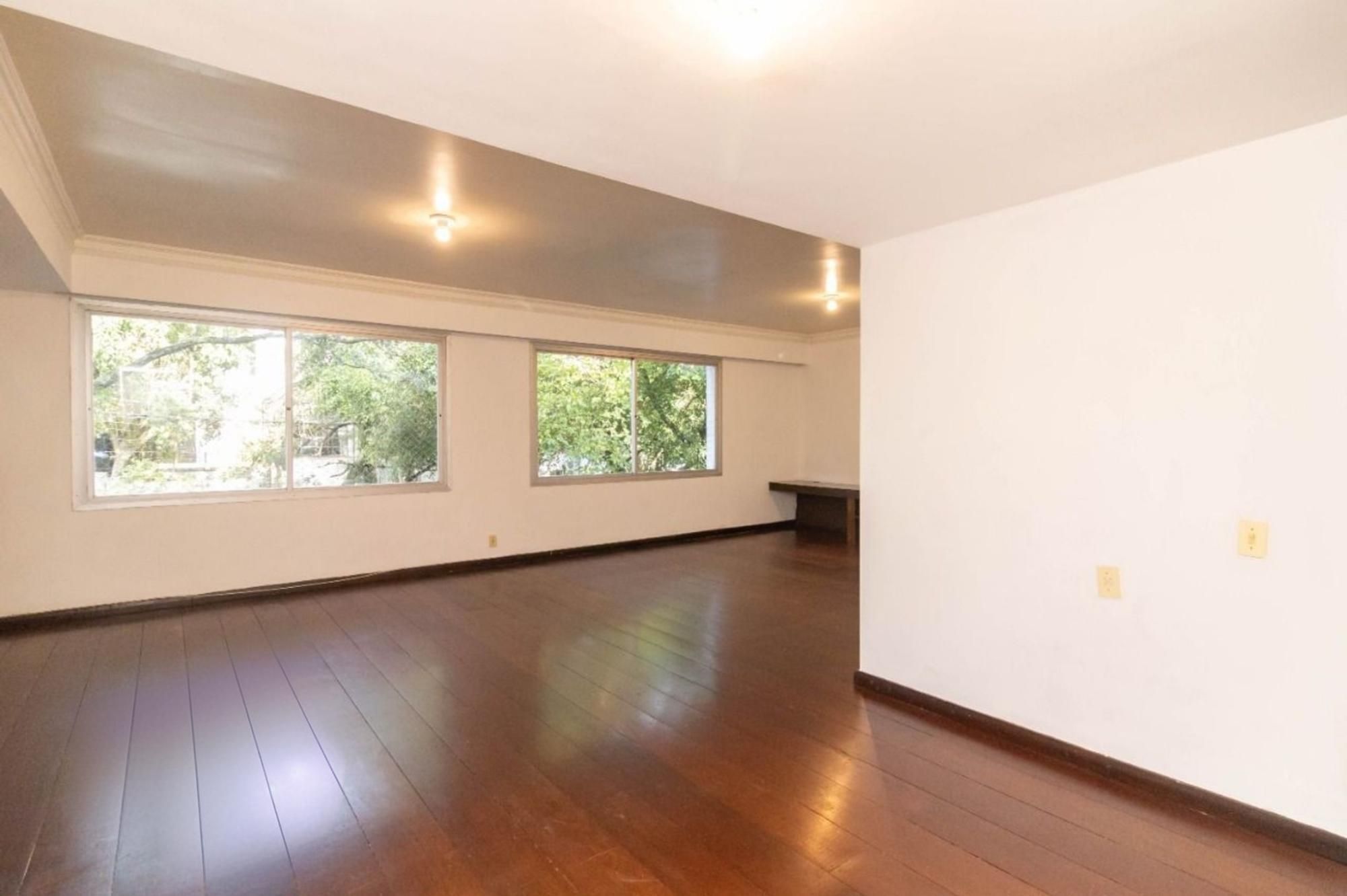 Apartamento de 3 dormitórios bairro Rio Branco