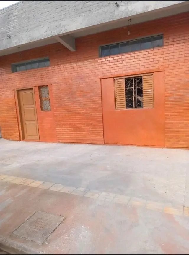 Casa de 3 dormitórios e 2 vagas de garagem no bairro vera Cruz Gravataí.