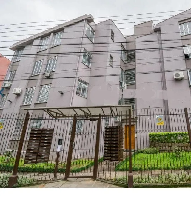 Apartamento, 2 dormitórios no bairro Petrópolis em Porto Alegre para Comprar