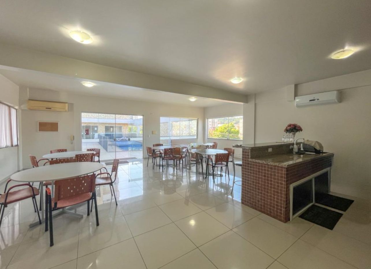 Apartamento à venda com 3 quartos, 110m² - Foto 32