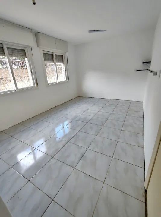 Apartamento de 1 quarto à venda no bairro Jardim Lindóia em Porto Alegre