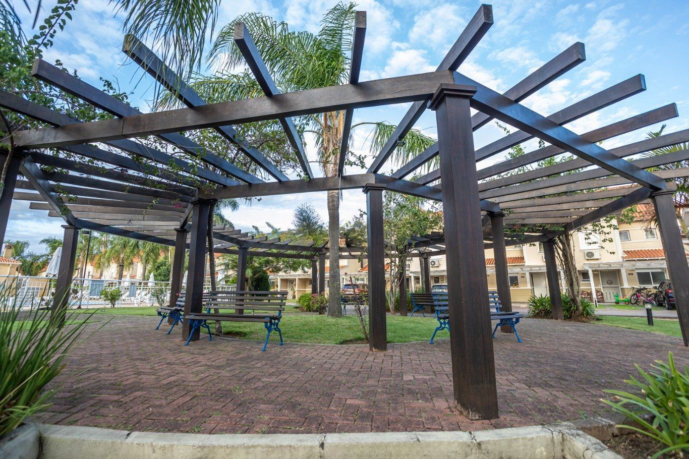 Casa de Condomínio à venda com 4 quartos, 146m² - Foto 47