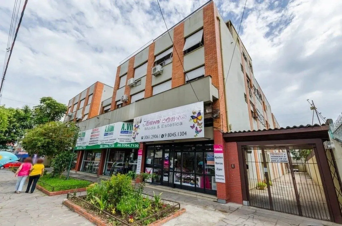 Apartamento de 2 dormitórios no bairro Sarandi Porto Alegre