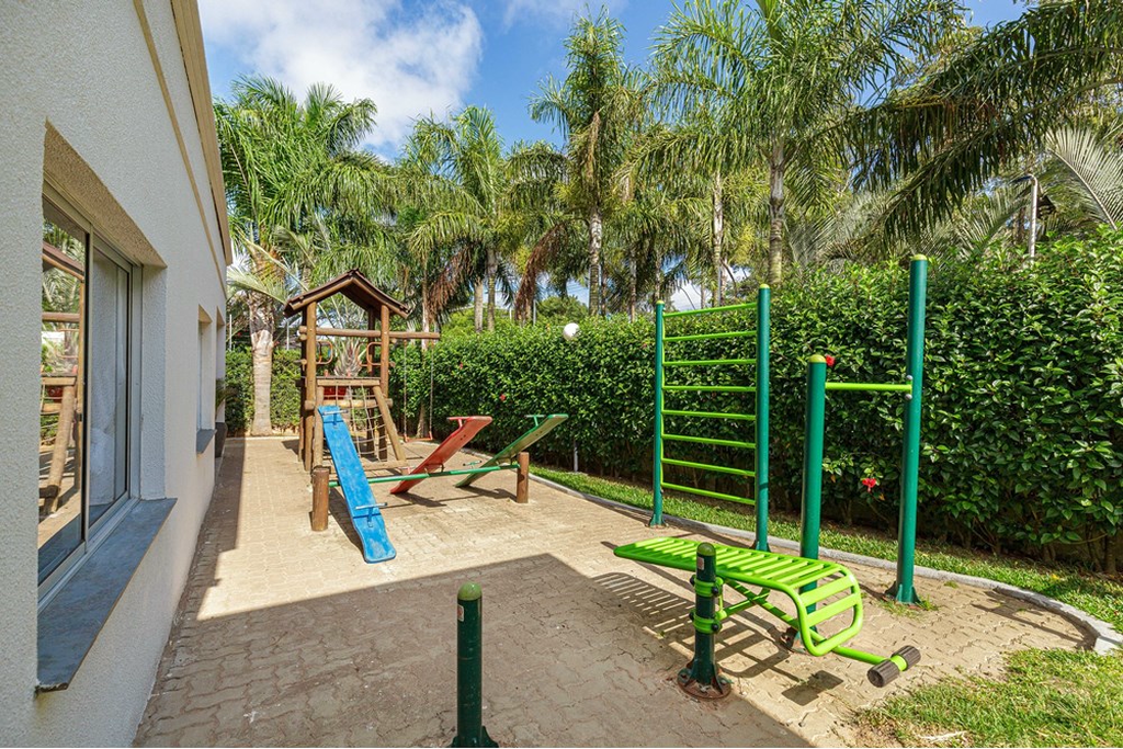 Apartamento com Sacada Linda Vista Morro Santana com 1 vaga de garagem