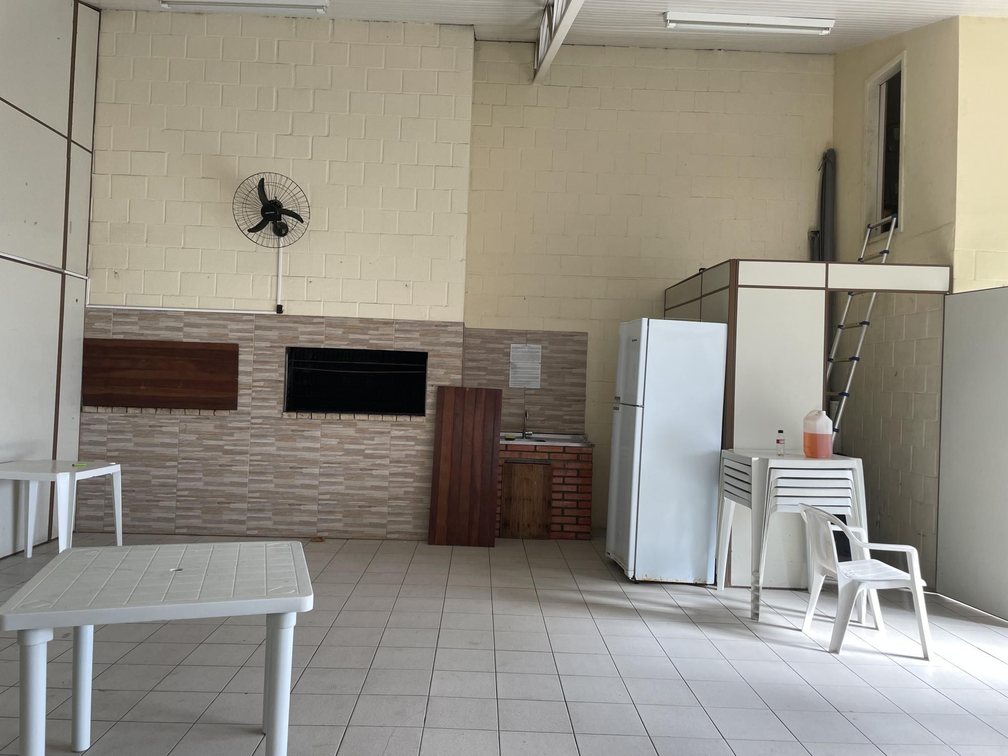 Apartamento à venda com 2 quartos, 40m² - Foto 7