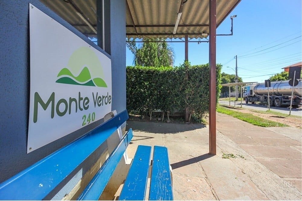 Apartamento à venda com 39m², 2 quartos, 1 vaga no bairro Vila Nova em Porto Alegre