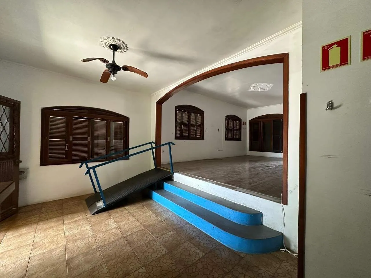 Casa 3 dormitórios na Rua Santa Isabel em Viamão-RS