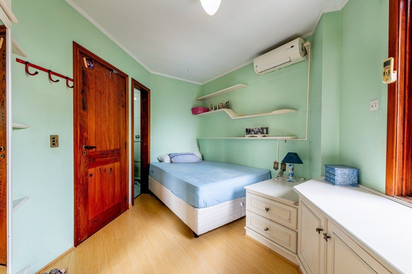Casa à venda com 3 quartos, 199m² - Foto 10